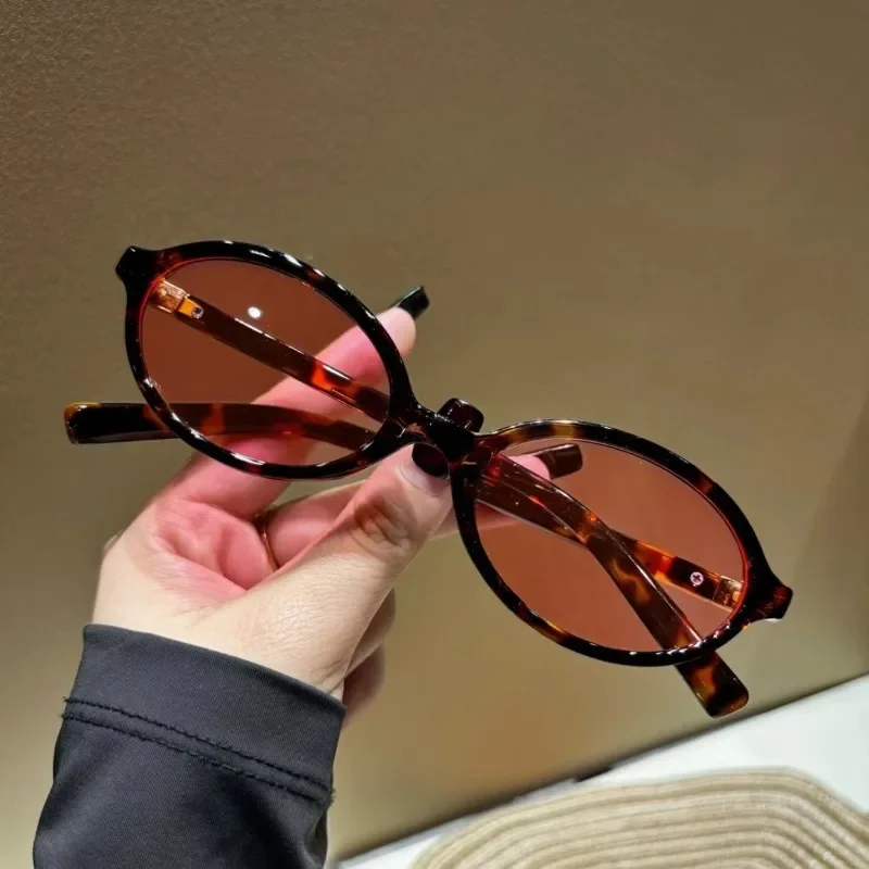 Women Fashion Glasses - 새로운 타원형 선글라스 클래식 남성용 빈티지